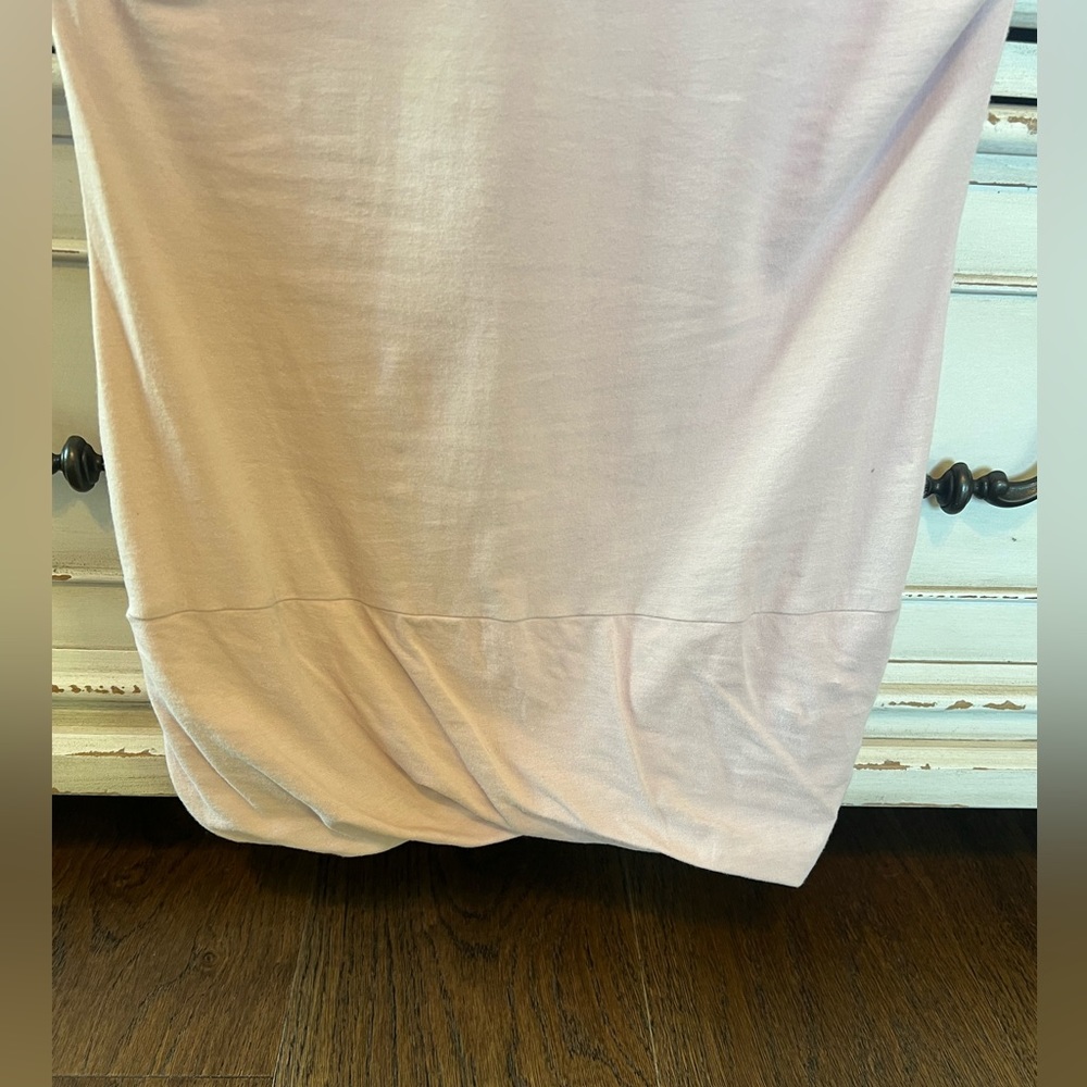 James Perse Standard Deep Scoop Neck T-shirt. Light Pink. Size 1 - Picture 13 of 16